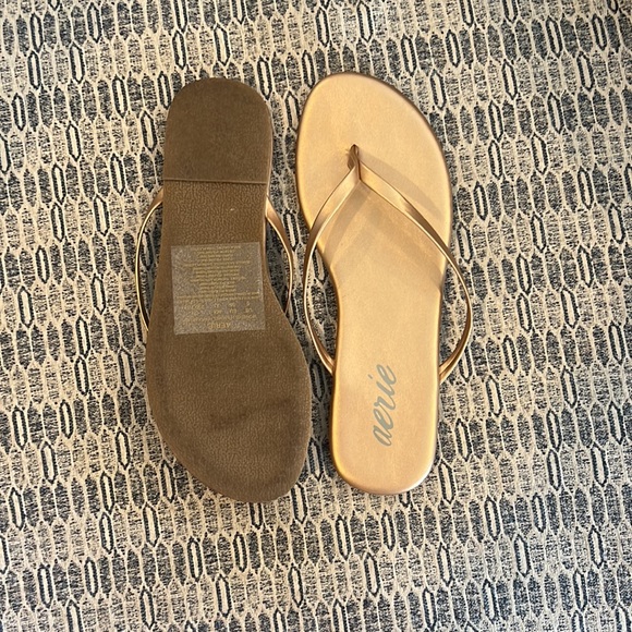Gold Arie flip flops - Picture 2 of 2